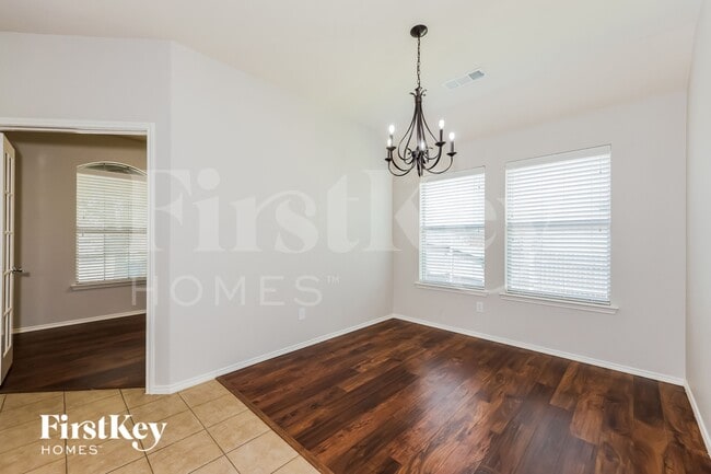 Photo - 8028 Plateau Dr