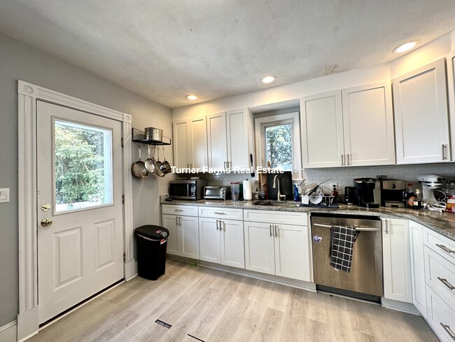 Photo - 30 Touro Ave Apartments Unit 1