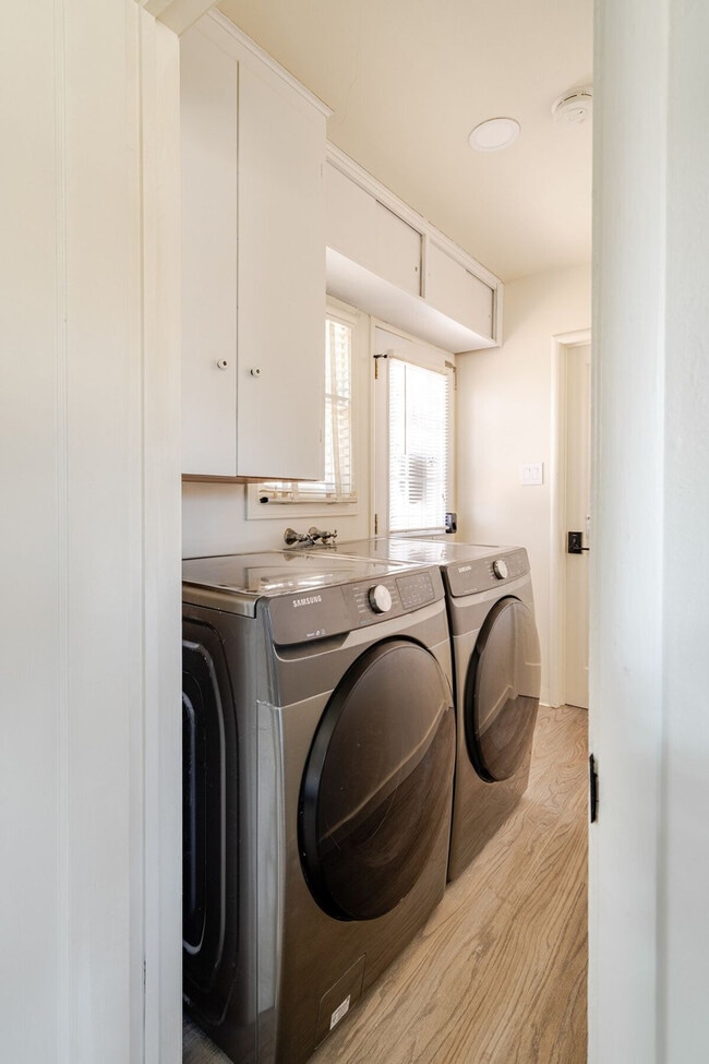 Photo - 945 Maryann Dr Unit ID1310563P