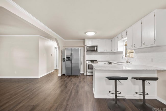Photo - New Listing!