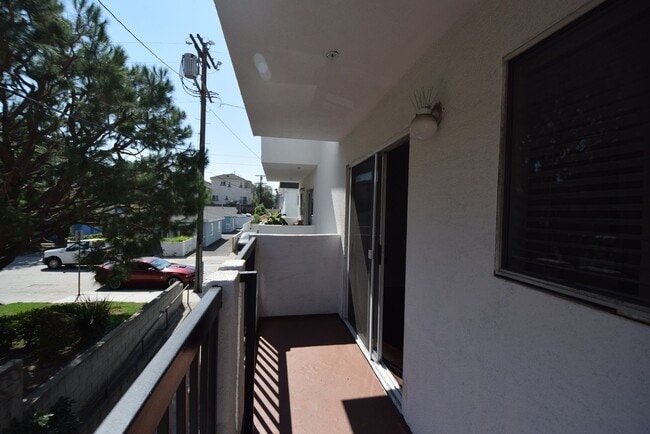 Photo - 5002 Tujunga Ave Unidad 104