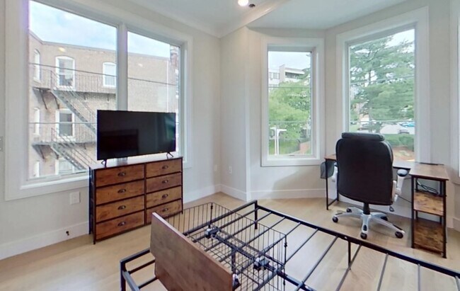 Photo - 104 Warren St Unit 6