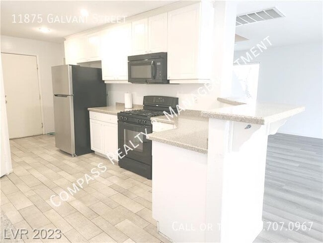 Photo - 11875 Galvani St