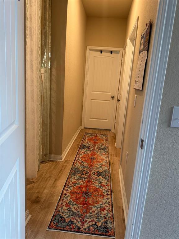 Photo - 113 Queen Anne Dr