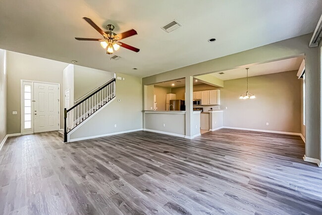 Photo - 13945 Crater Cir