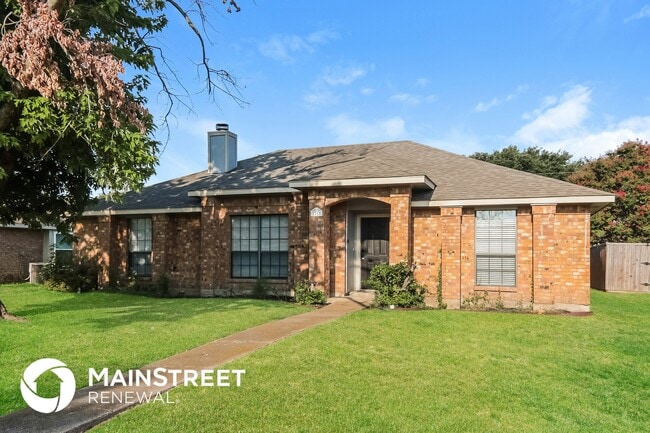 Photo - 2313 Crestview Ln