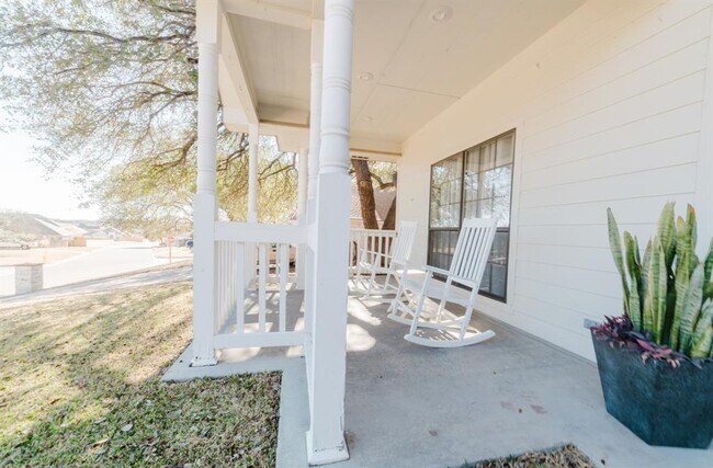 Photo - 1903 High Ridge Trail