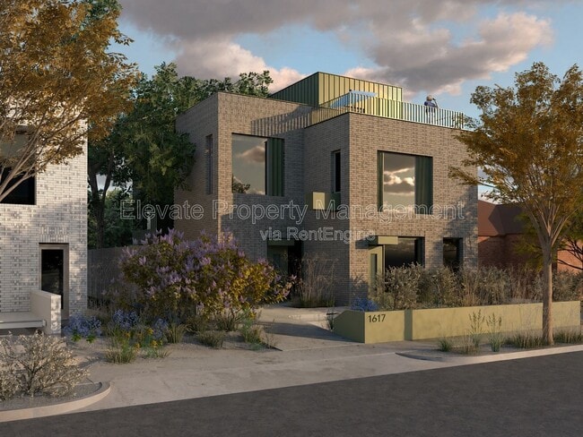Building Photo - 1617 NW 16th St Unit 5