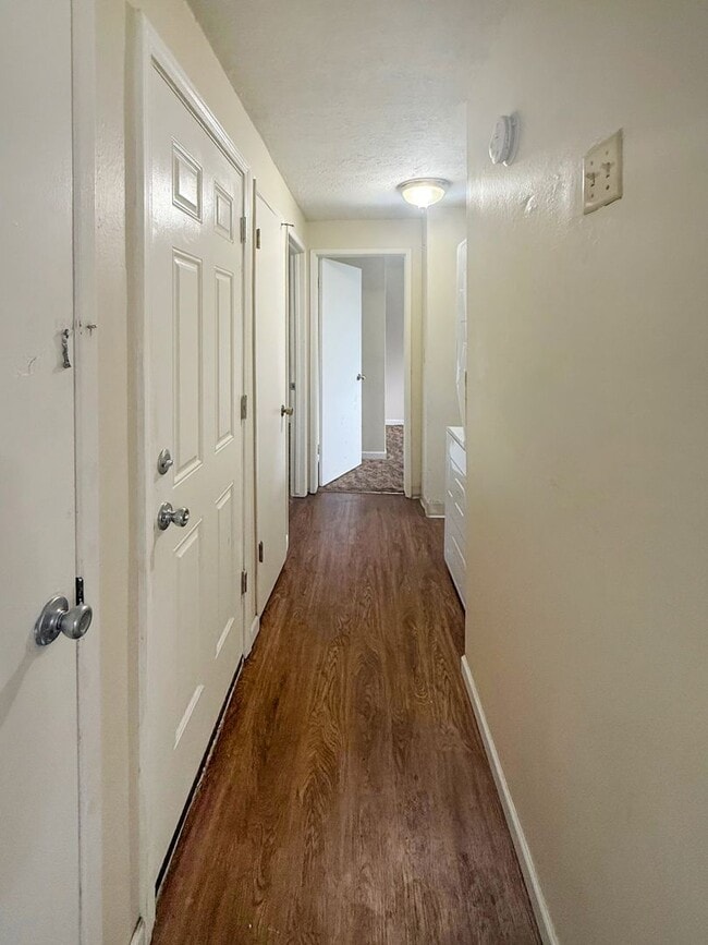 Photo - 4854 - Ladd Duplex Unit A