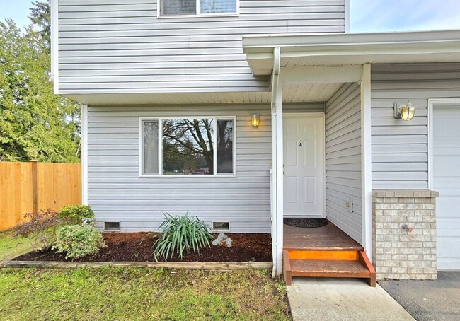 Photo - 7513 59th Dr NE