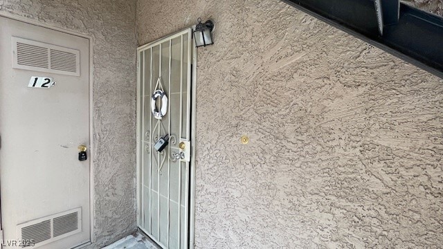 Photo - 5576 W Rochelle Ave. Unidad 12A Rental