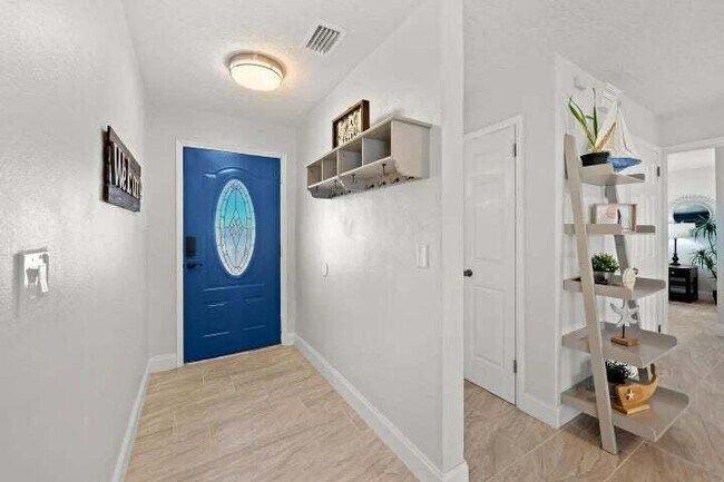 Photo - 228 NE 1st Ct