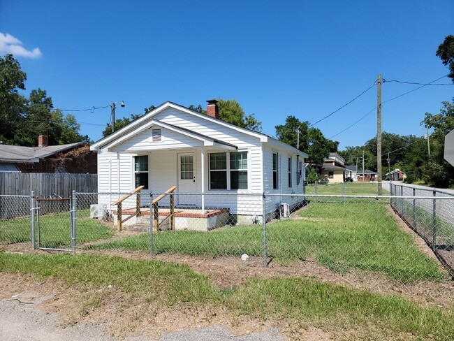 Building Photo - ORANGEBURG Rental