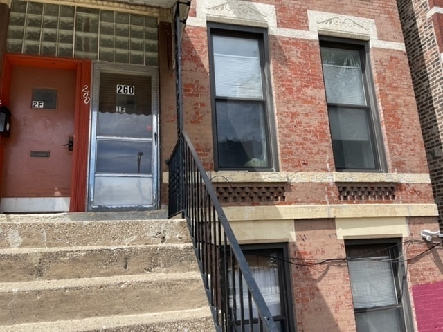 Photo - 260 W 24th St