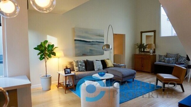 Photo - 1601 Kettner Blvd