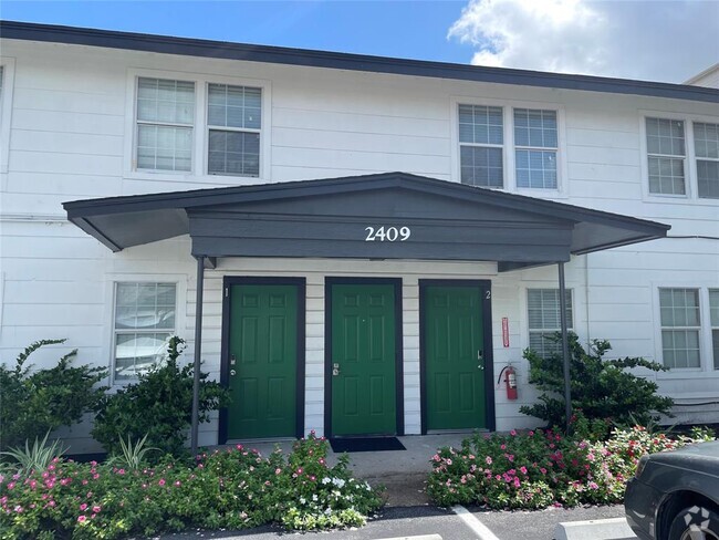 Building Photo - 2409 Bastrop St Unit 1 Rental