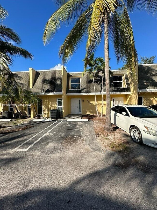 Building Photo - 622 SW 1st St Unit 622 Rental