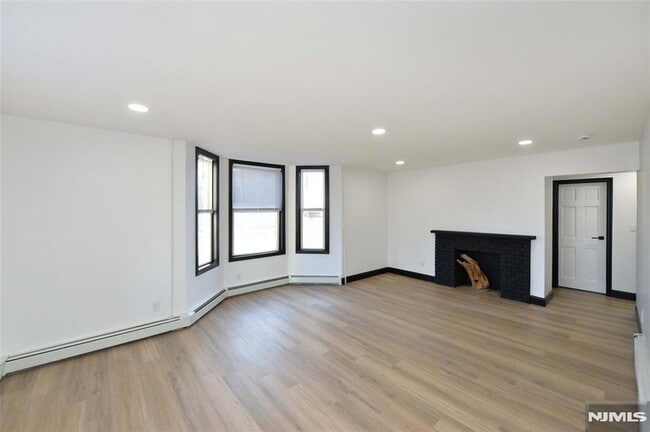 Photo - 73 Lafayette Ave