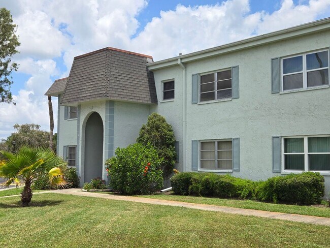 Photo - Prime Location for a great price! Unidad 12