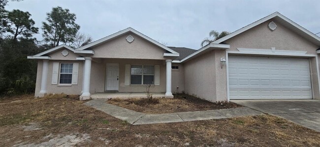 Building Photo - 11 Hemlock Court Pass