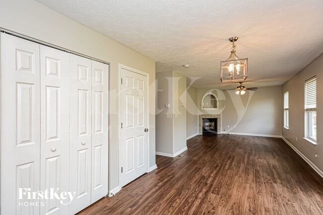 Photo - 1106 Linford Cir