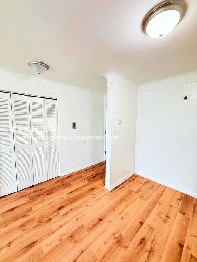 Photo - 15601 Schoolcraft Rd Unidad 2