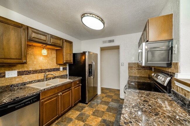 Photo - 2850 Canary Ln