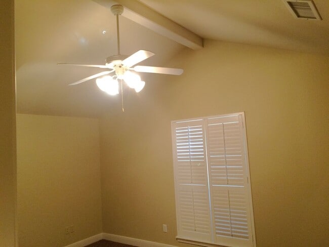 Photo - 13 Windtree Park