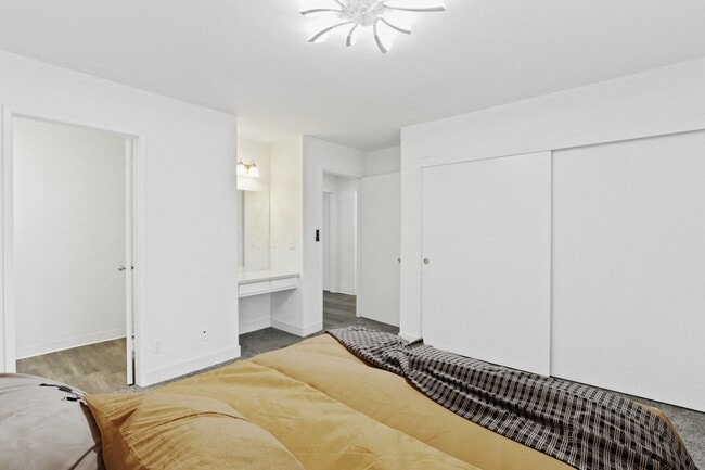 Photo - Artesia Court