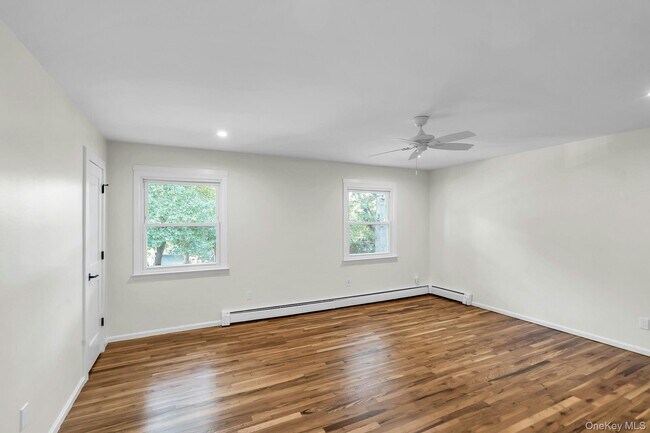 7 Anchorage Rd Unit 2
