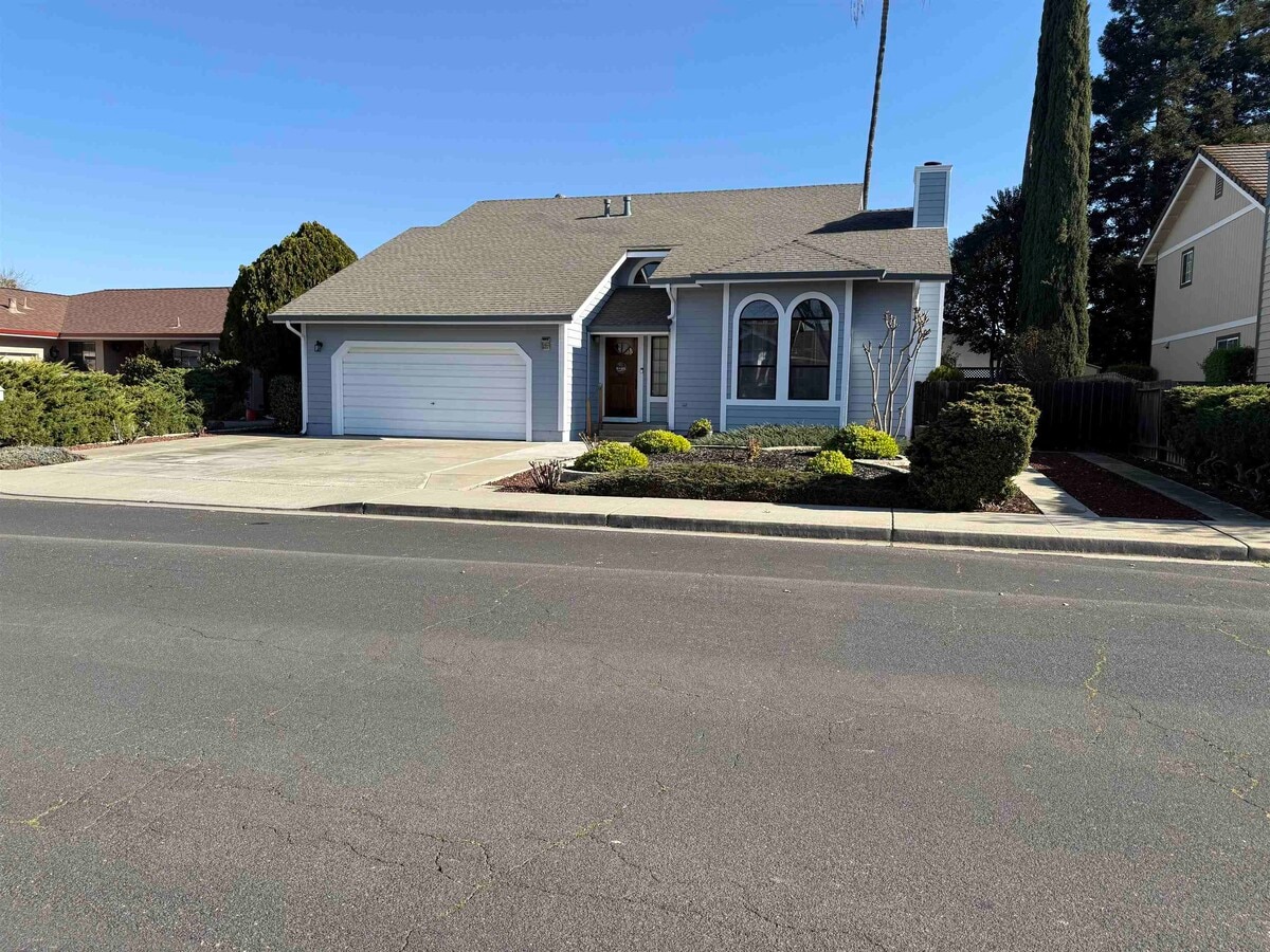 Photo - 298 Wildberry Dr