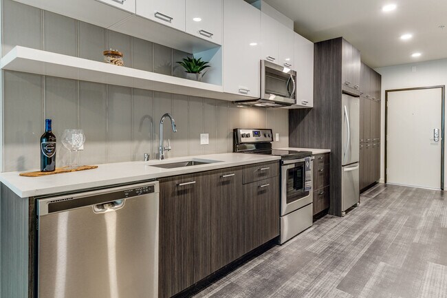 Photo - Batik Apartments