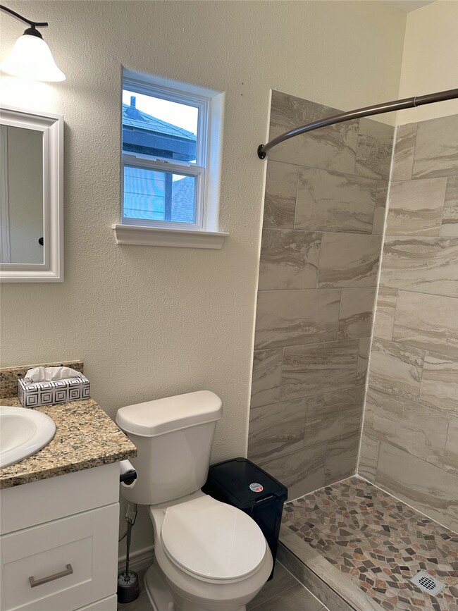 Photo - 16625 E Lynbrook