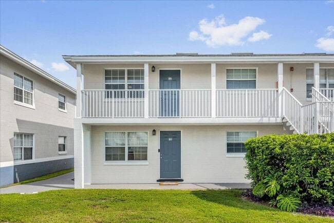 Photo - 2 Bed/1.5 Baths, 2nd Floor Condo at Palms of Mt. Dora AVAILABLE NOW!
