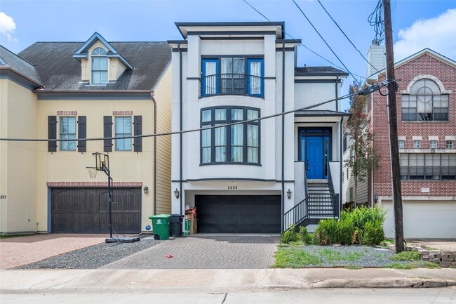 Building Photo - 4233 Childress St