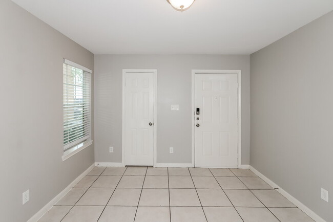 Photo - 4923 N Cancun Dr