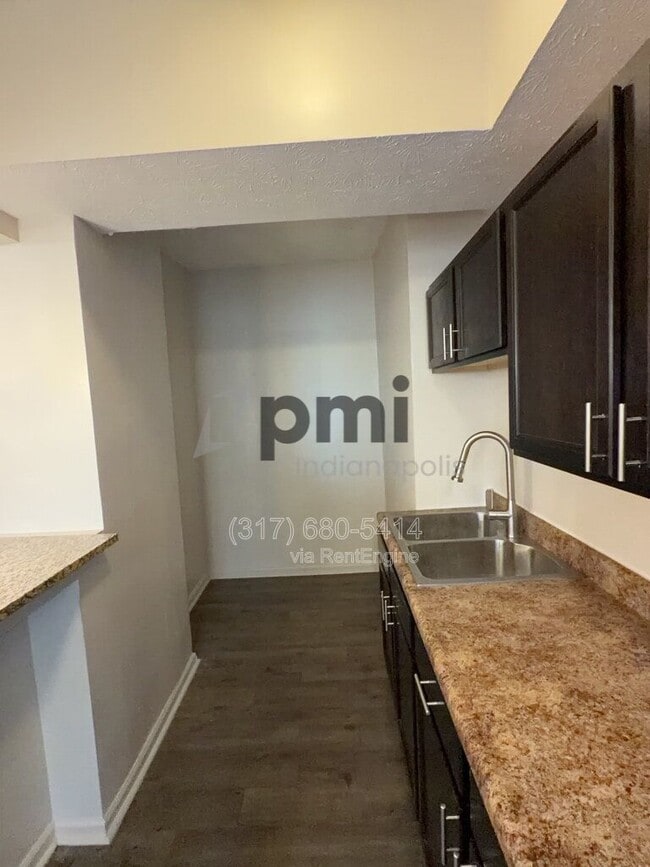 Photo - 1 W 28th St Unit 503