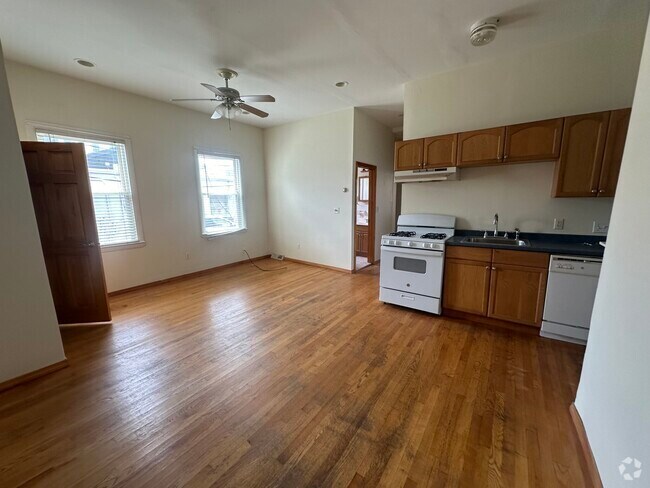 Building Photo - 23 Park St Unit 29-1 Rental