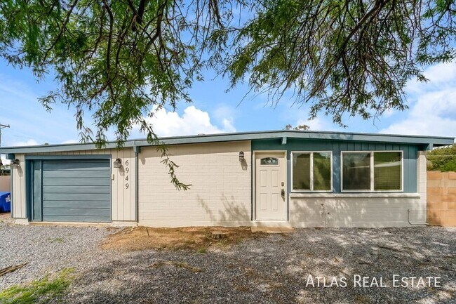 Photo - 6949 E Casey Pl