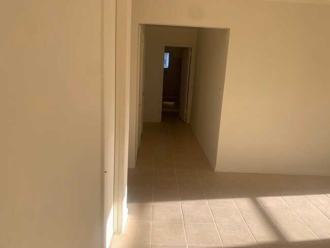Hallway #1 - 2721 SW 8th St Unit 2