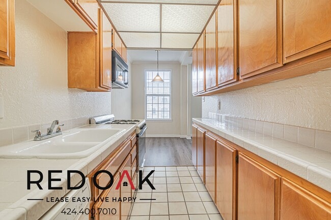 Photo - 5640 Franklin Ave Unidad 402