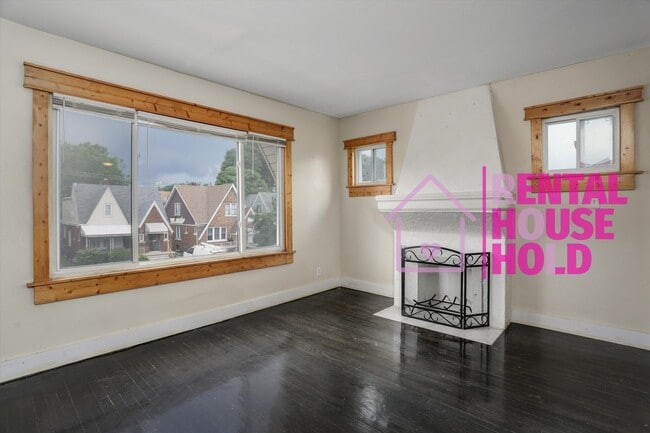 Building Photo - 16618 Woodingham Dr Unit 2 Rental