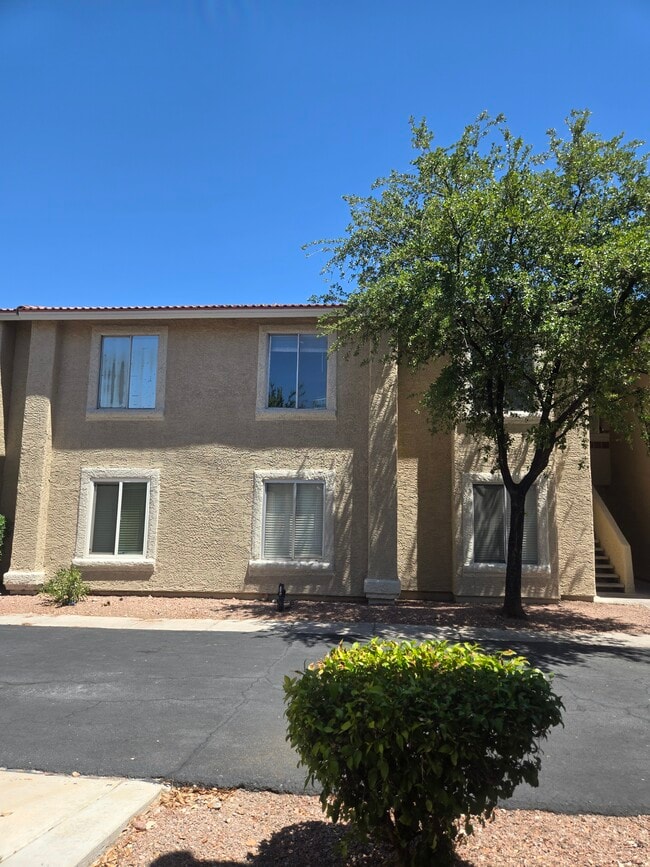 Building Photo - 7200 Pirates Cove Rd Unit 7200 Pirates Cove Road #2047