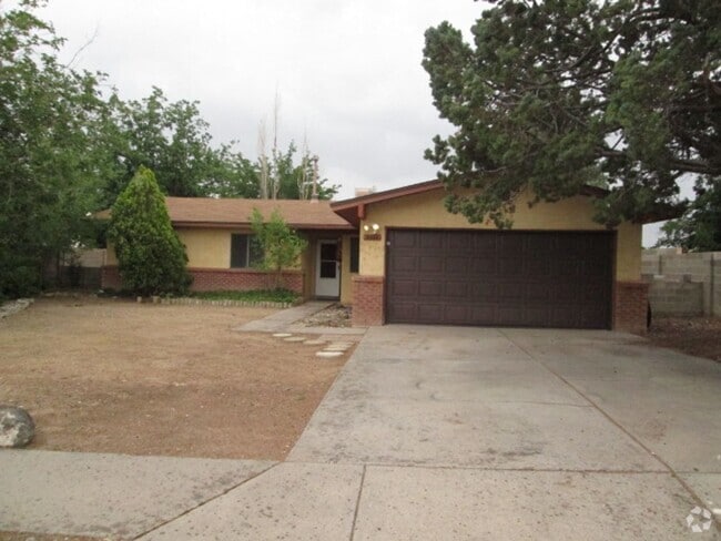 Building Photo - Available Now In Taylor Ranch! Rental