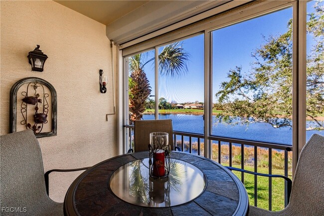 Building Photo - 3011 Meandering Way Unit 202