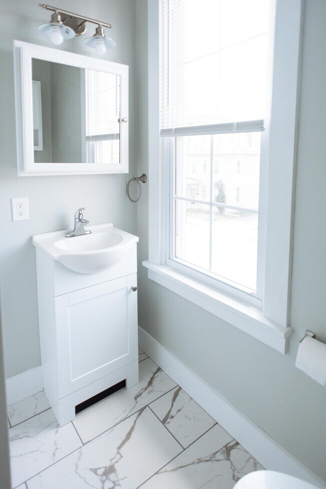 Photo - 59 W Donegal St Unit Apartment 1