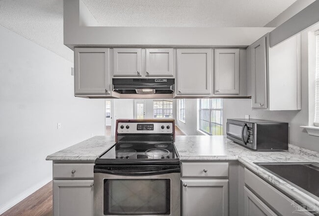 Photo - 4014 Glenway Dr