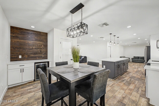 Photo - 2174 E Palmcroft Dr