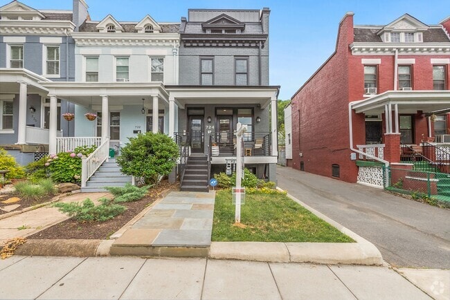 Building Photo - 724 Taylor St NW Rental