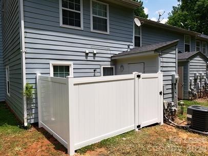 Photo - 3908 Briarhill Dr